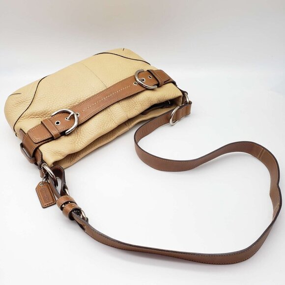 100% Authentic Coach Shoulder Bag - Picture 6 of 14